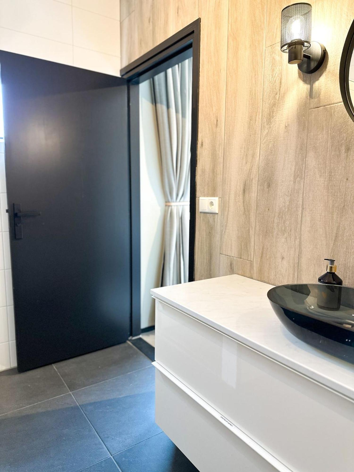 Bed & Breakfast Waterpoort - Incl Gratis Licht Ontbijt En Parking Sneek Exterior foto