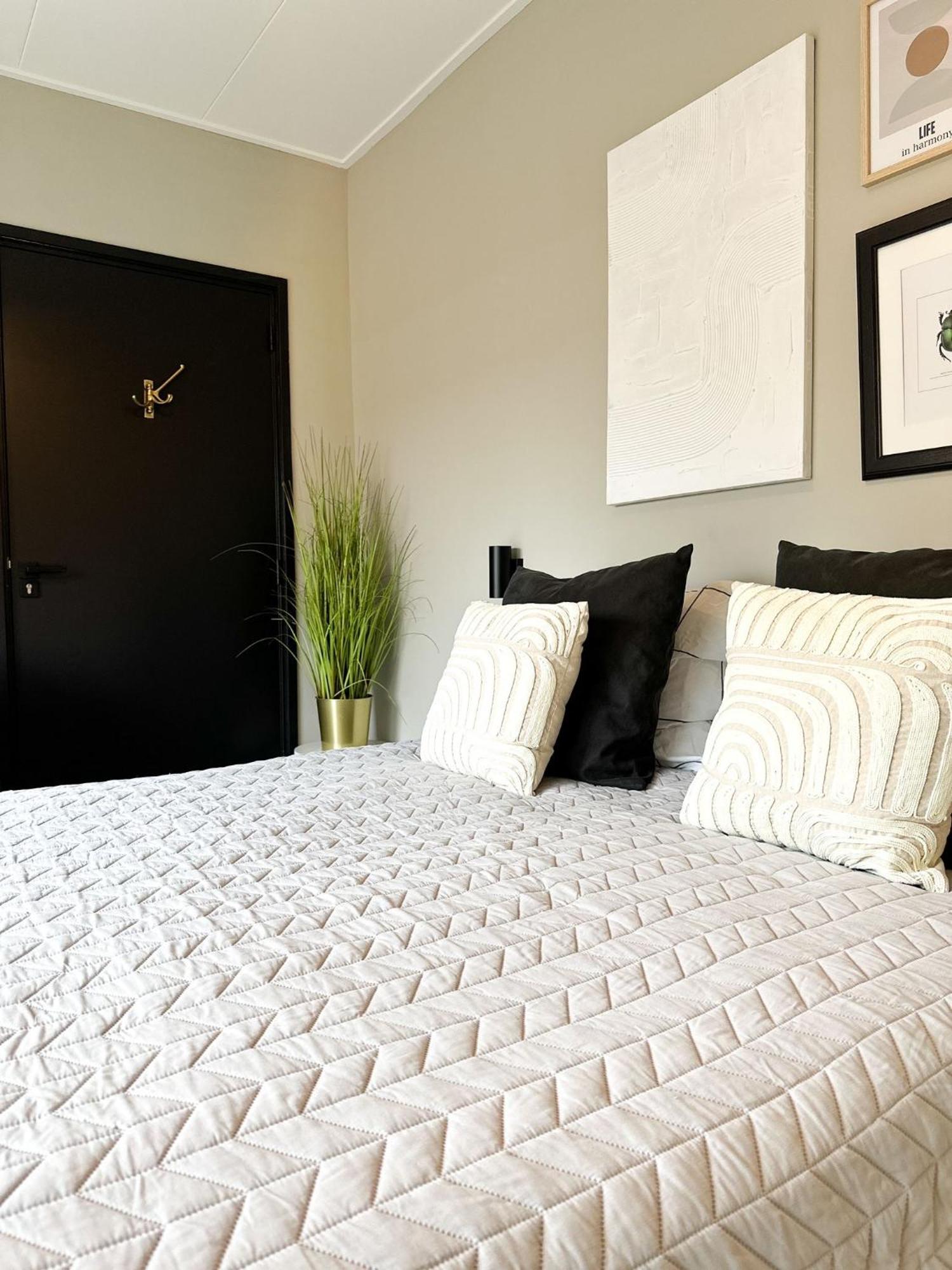 Bed & Breakfast Waterpoort - Incl Gratis Licht Ontbijt En Parking Sneek Exterior foto